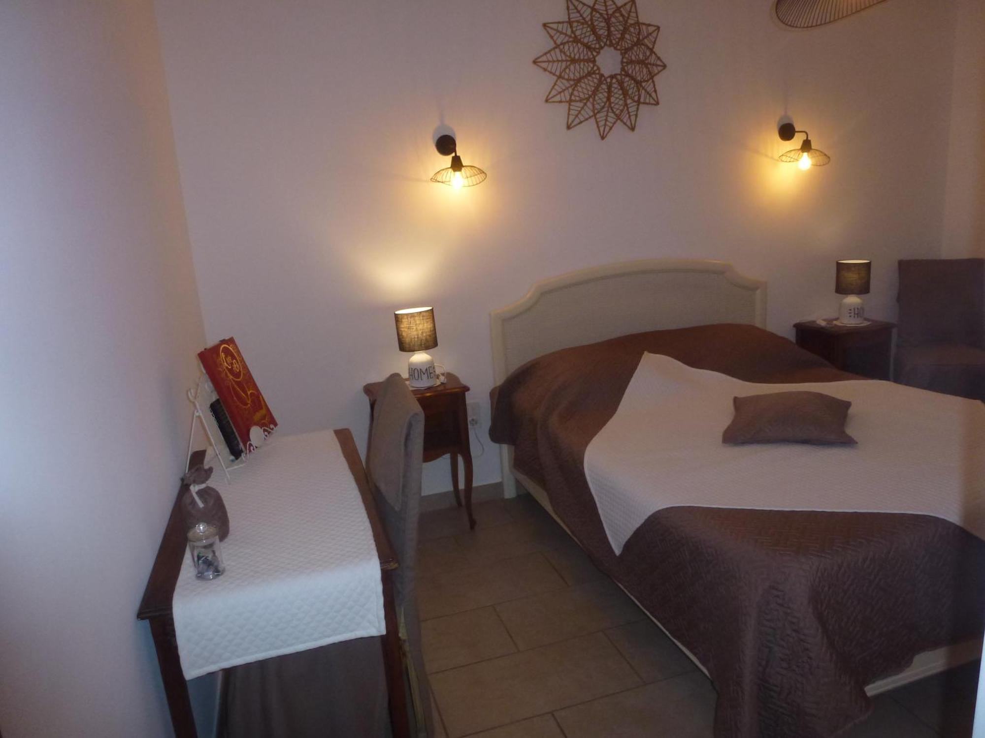 Chambre D'Hotes La Pinede Lambesc Luaran gambar
