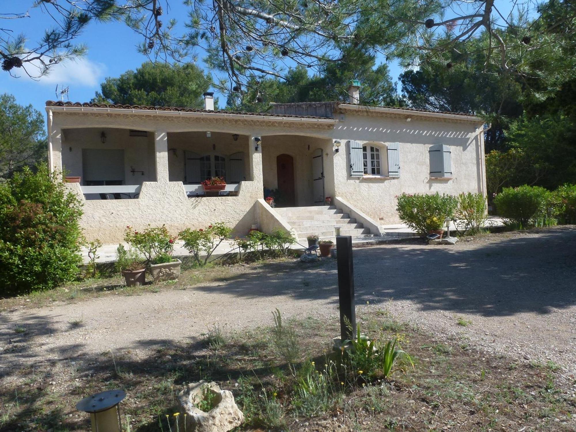 Chambre D'Hotes La Pinede Lambesc Luaran gambar