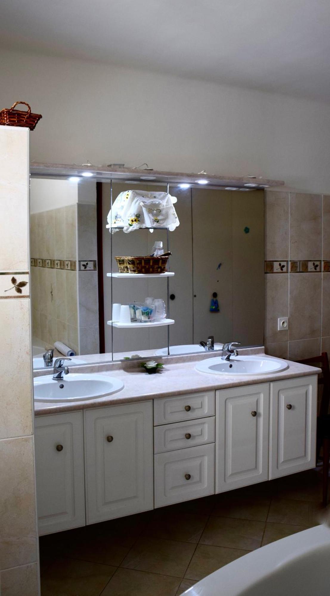 Chambre D'Hotes La Pinede Lambesc Luaran gambar